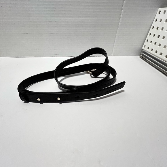 Kate Spade Black Leather Belt with Gold Hardware - Picture 4 of 5